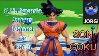 S.H. Figuarts Goku (Saiyan Raised on Earth) Figure Review.