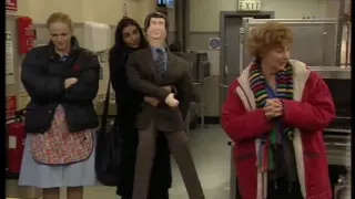 Dinnerladies - Series 2 - Episode 4 - Part 1