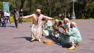 عبيدات الرمى رضوان محيح مع مجموعة من الشخصيات الدولية بالمكسكك