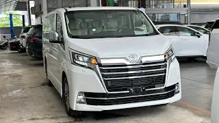 Toyota Granvia 2023 - VIP Seats Minivan