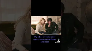 I love Emma and Hook on once upon a time they are my favourite couple 🦢🪝