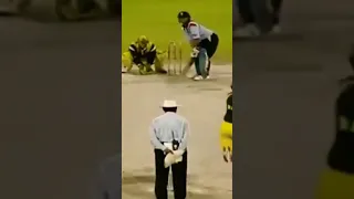 Sachin Tendulkar vs Shane Warne #short #hussaincricketworlds