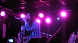 Evergrey - Wrong (Acoustic)@Sticky Fingers 2011-02-26