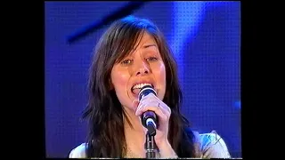Natalie Imbruglia - Shiver (3 Puntata Del Festivalbar 2005 Viterbo)