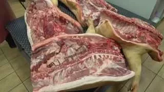 Качество продаваемого мяса проверили сотрудники ветеринарно-санитарного отдела