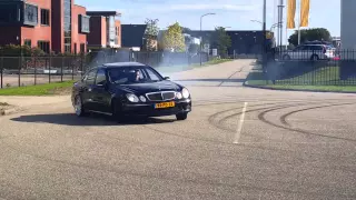 E55 w211 amg donut burnout