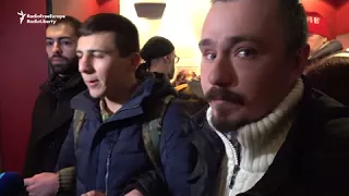 Russian Nationalists Disrupt Screening Of Film On Ukraine