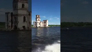 затопленный Храм-Маяк на озере Белое