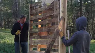 $24 Pallet Outdoor Shower : Pallet Project That Rocks!