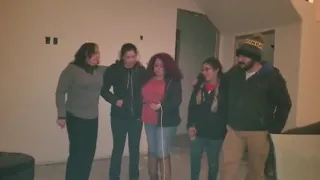 Karaoke con la familia Garcia 12/19