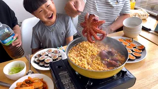 제주) 김치가 맛있어서 문어라면 끓이고 제주도 당근으로 당근김밥 만들어 먹기~!! | Jeju Island (Octopus Ramyeon, Carrot Gimbap) Mukbang