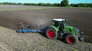 Fendt 728 Vario pflügen mit 5 Schar und Packer