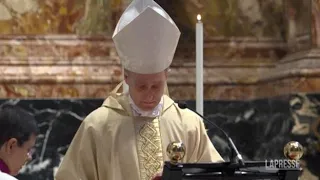 Georg Ganswain celebra la messa a un anno della morte di papa Ratzinger e si commuove