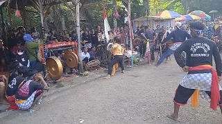 Turonggo Jati Kedunglo(sih cantik mendem tari Dolalak )