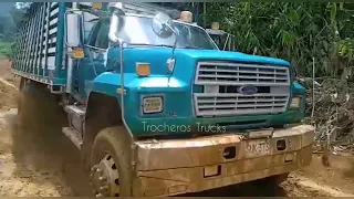 Vía MIRAFLORES GUAVIARE aportes de Nuestros GUERREROS Trocheros Trucks