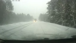 Пермский автобус на встречке