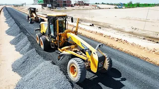 Excellent Liugong Motor Grader In Action Spreading Gravel Operating Techniques | Dumped Truck Gravel