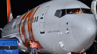 Serviço de Rampa e táxi noturno - GOL Boeing 737-800 - OPS AIRPORT