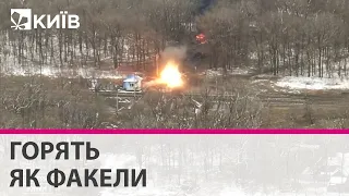 Російські танки розлітаються на частини - відео бою