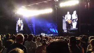 Paul McCartney with Bob Weir & Rob Gronkowski @Fenway Park, 7/17/2016