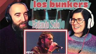 Los Bunkers - Bailando Solo (REACTION) with my wife