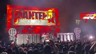 Pantera - Walk (with Intro) - Live - Quebec City - February 27 , 2024 - 4K 60Fps