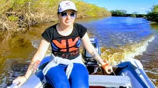 Fishing with Natasha for carp Fishing American-type casting net catches healthy carp Fishing 2020