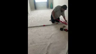 Wow, the power stretcher really stretched that carpet ￼