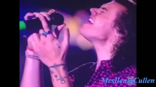 Harry Styles - Some of best moments on stage OTRA TOUR - Part 1