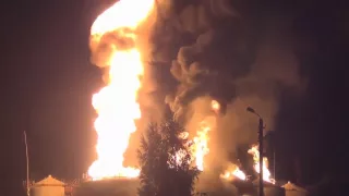 Сильшейший взрыв нефтепродуктов на нефтебазе сегодня в Васил