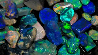 Roughing and grinding to find gem opals