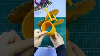 Making decorative bicycle with old cds