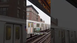 MAN RIDES ON TOP OF A SUBWAY 😱😨 | #shorts #subwaysurfers #nyc