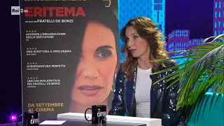 Emanuela fanelli e i finti lanci stampa - Stasera c'è Cattelan su Raidue 20/09/2022