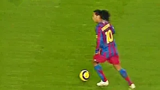 Ronaldinho vs Racing Santander (09/27/2005)