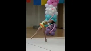 cute little girl gymnastic #shorts #gymnastics #acrobatics