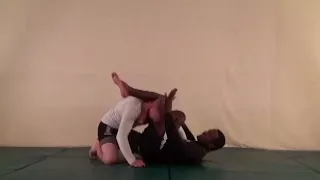 №28-1 #Submission: #Burnt_french_fry_choke #Position: #Open_guard #MMA #UFC #Din_Thomas #приемы