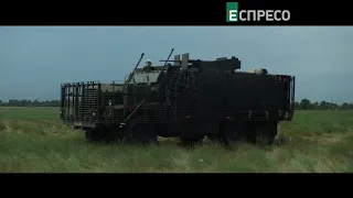 Українські захисники використовують на фронті британські бронемашини Mastiff