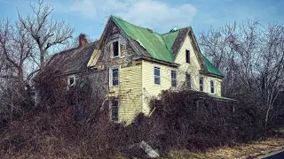 Sad Forgotten 173 year old Bristow House Down South Along The Coast of Virginia