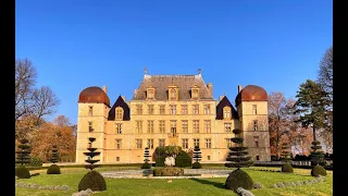 17th C renovated Château for sale 30 mins from Lyon