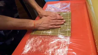 How to Wrap Sushi Bamboo Mat 4K 2019