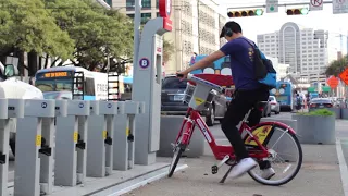 Austin B-Cycle Installs New UT Stations