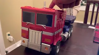 Robosen Optimus Prime Robot Not Powering On, Just Beeps