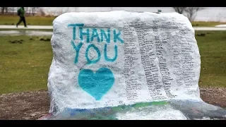 MSU students pay tribute to Na ssar survivors on campus Rock