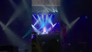 Видео с концерта Бузовой