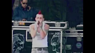 Linkin Park - A Place For My Head live [BOARDING FOR BREAST CANCER 2001]