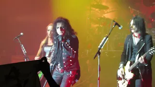 Alice Cooper - intro, Brutal Planet, live Alcatraz in Milan, Italy 30/11/2017