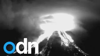 Massive Mexico volcano eruption: time-lapse footage captures dripping lava