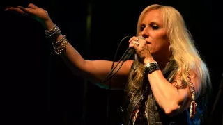 DORO & WARLOCK REVIVAL - You´re My Family + Evil + Burning The Witches (live 2016)