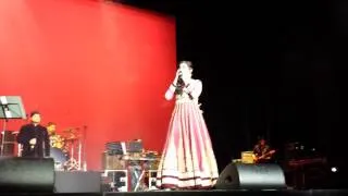 Shreya Ghoshal  and Chintamani Sohoni - Raabta & Is this Love live in Holland 2014